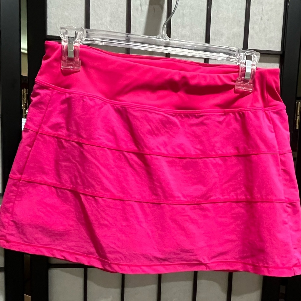 Lululemon Pink Athletic Skort with Hidden Pocket WOMEN SIZE 6 (S)